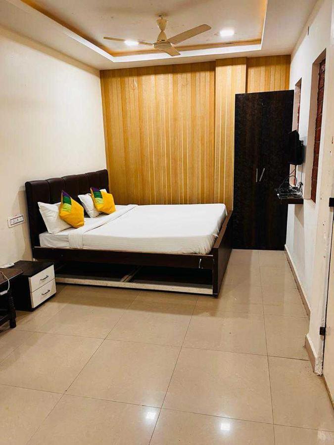 Oyo Hotel Happy Homes 博帕尔 外观 照片