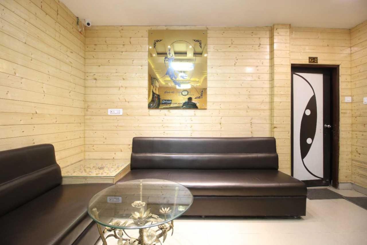 Oyo Hotel Happy Homes 博帕尔 外观 照片